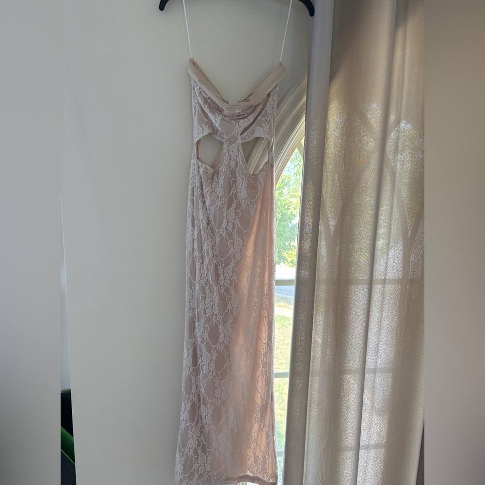 Meshki Beige Lace Detail Garment